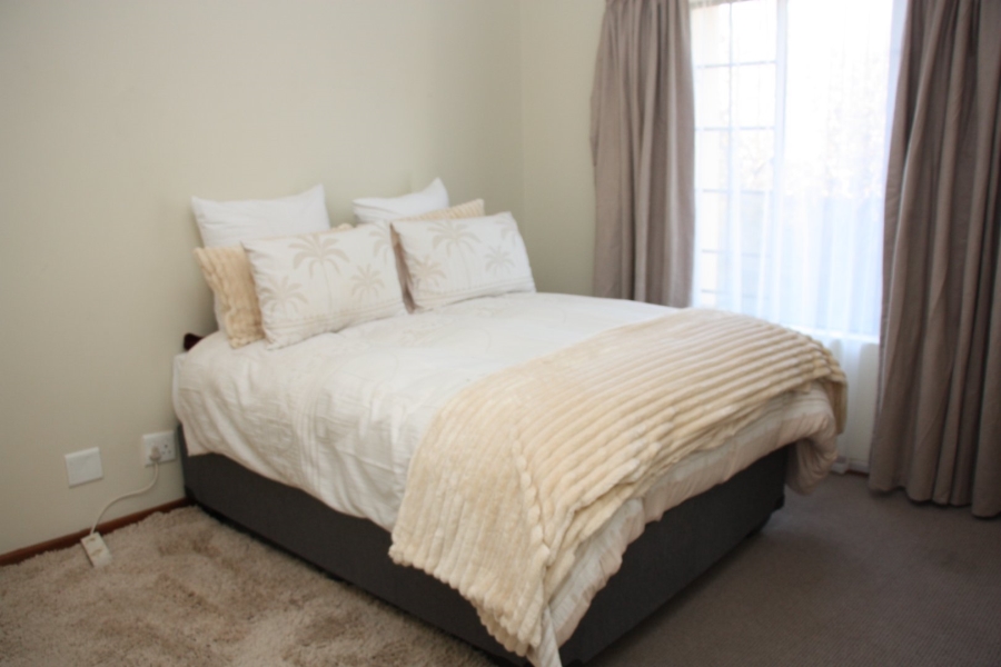 2 Bedroom Property for Sale in Hillside Free State